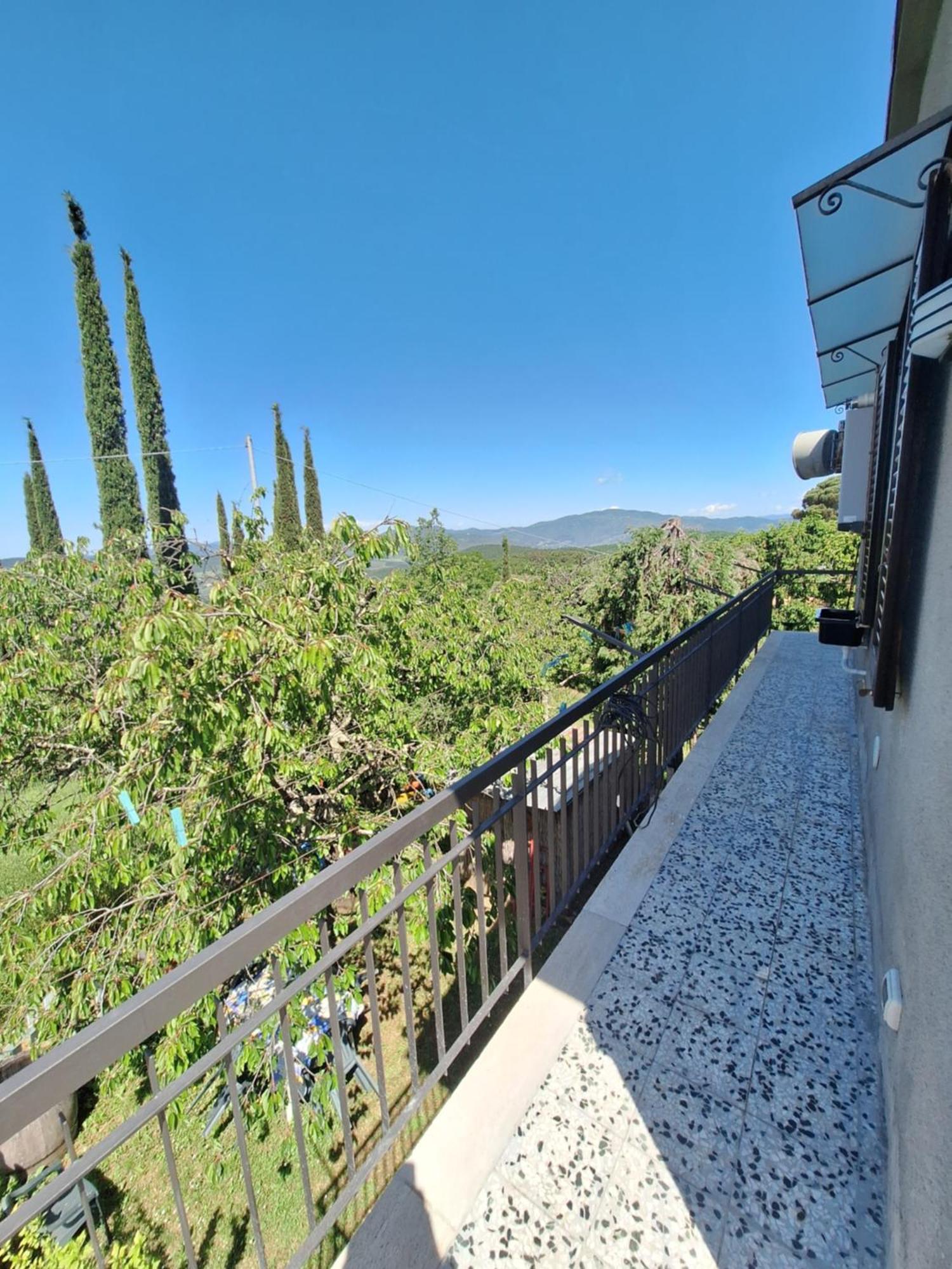 La Casa Di Nonno Apartment Pelago Luaran gambar